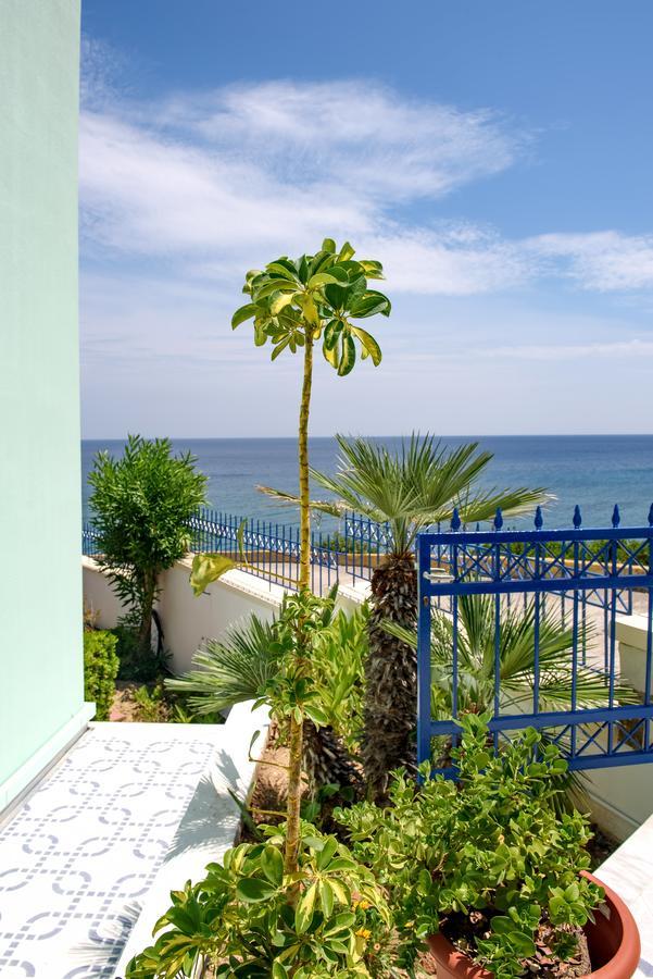 Sea Breeze Apartments Chios Monolia Extérieur photo
